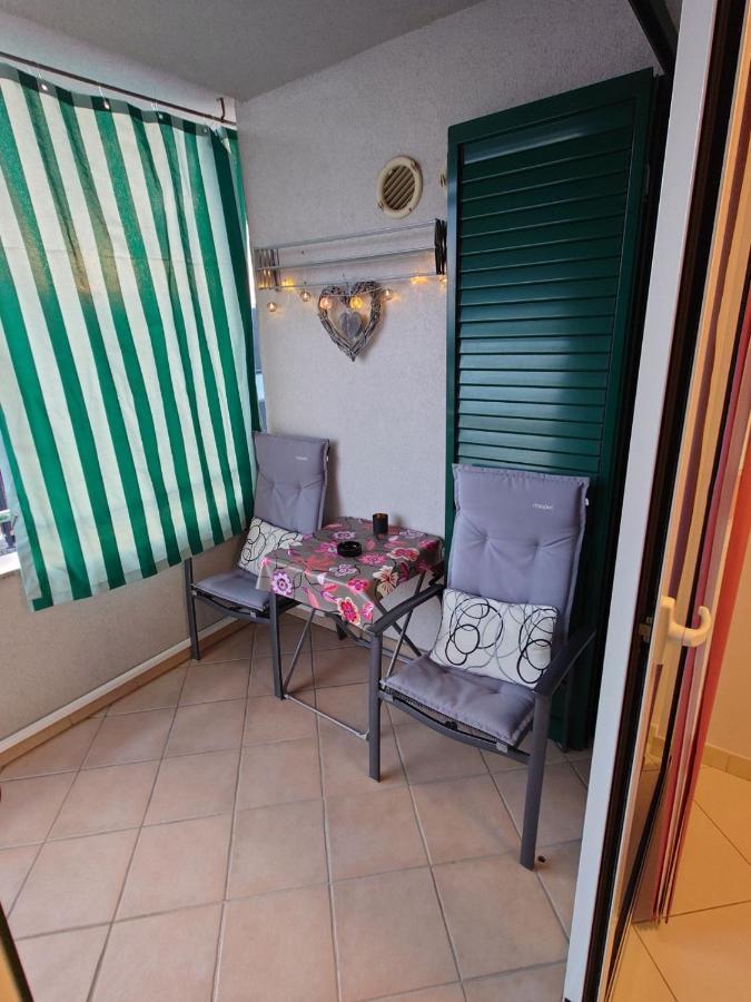 Apartman Mare Nostrum**** Apartamento Rijeka Exterior foto